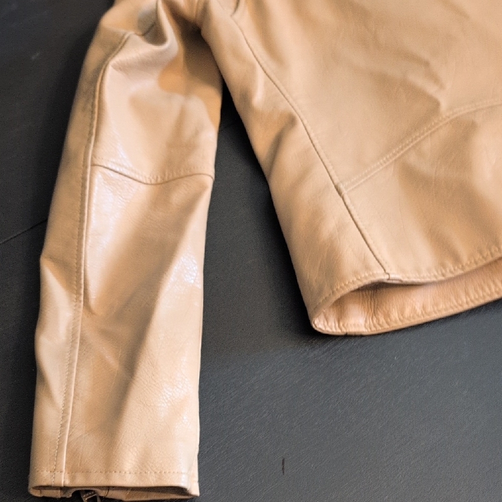 Blank NYC Tan Gold Jacket with Vintage Appeal - Picture 10 of 14